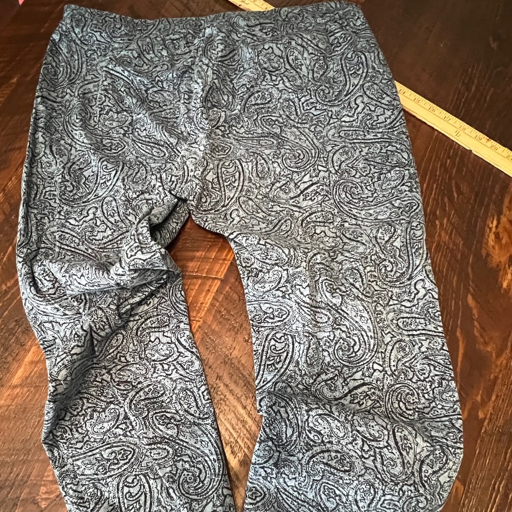 J. Jill Paisley Print Cropped Pants Blue/Black Size 18